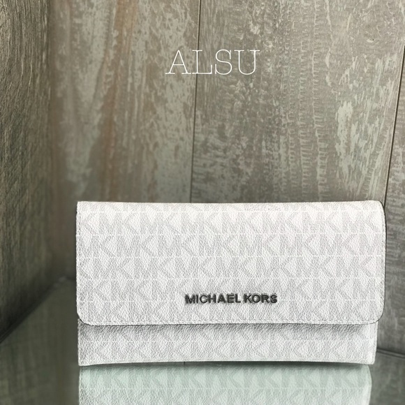 Michael Kors Large Tri-Folder Wallet Bright White - Picture 2 of 7
